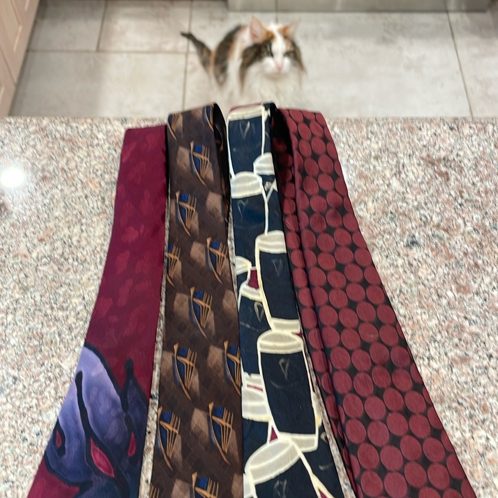 Higher end ties